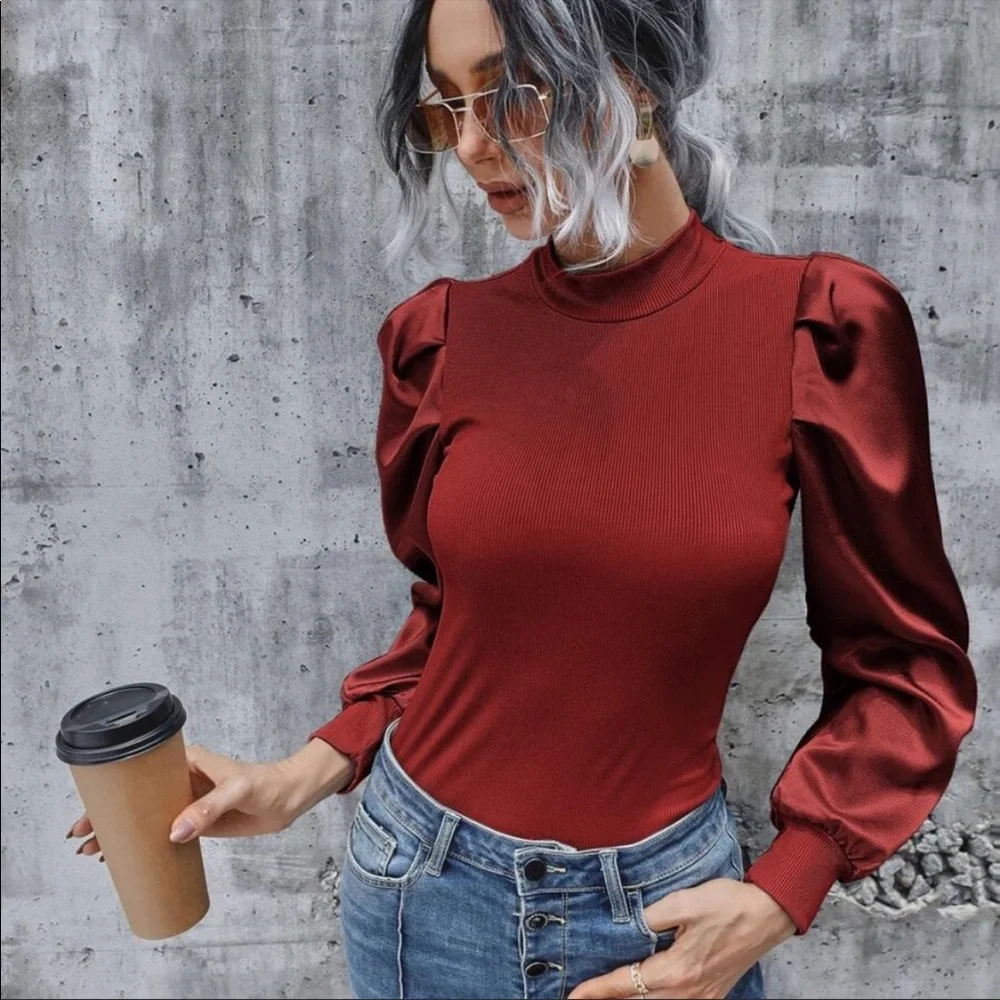 Ribbed satin puff sleeve blouse-BLACK